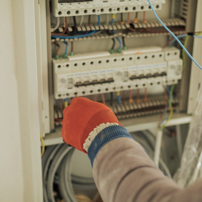Dépannage électrique à Challans Nos électricien pourrons intervenir pour tout vos dépannages Électrique